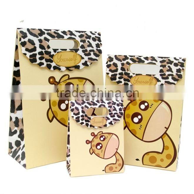 China Factory customise OEM shopping paper bag wholesale gift bags