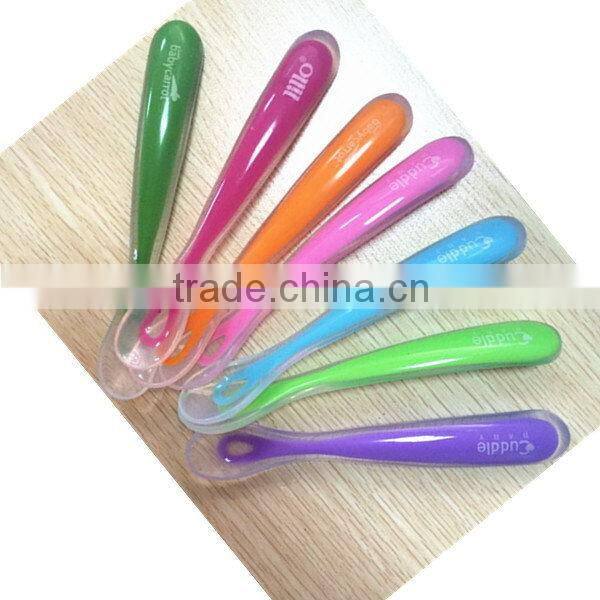 Customized Best-Selling cute silicone baby feeding spoon