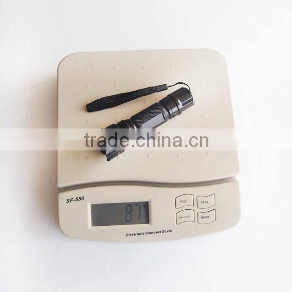 Zoomable 5W CREE LED Highlight Torch Flashlight