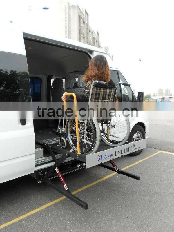 Hydraulic Platform Wheelchair lift Van Lift for disabled install On MercedeBens