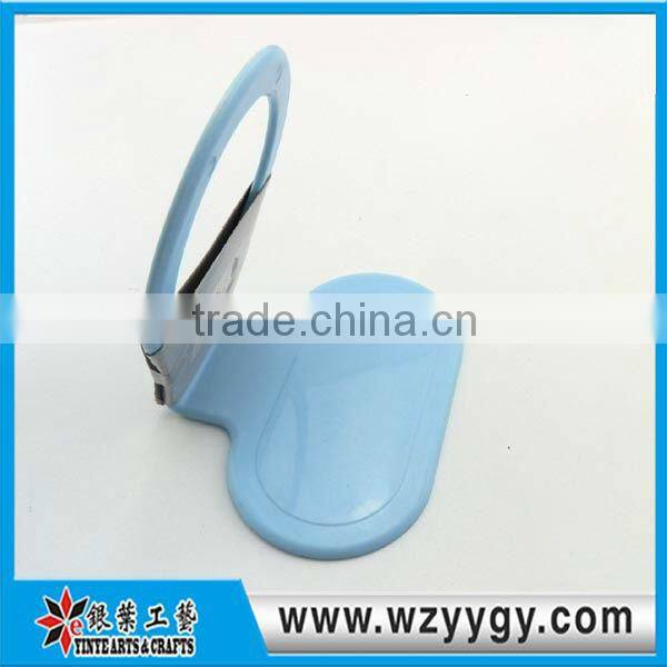 Plastic Mobile phone Holder for electricize using
