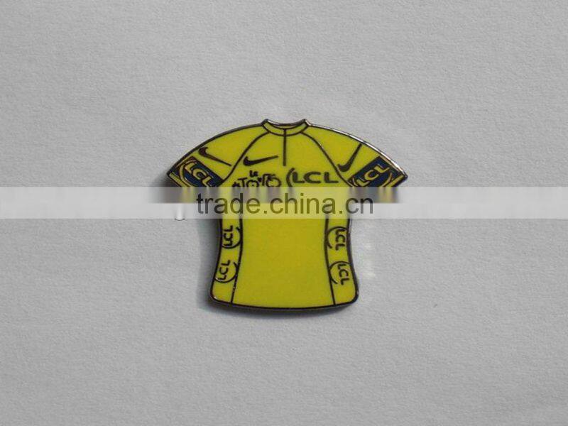 Custom lapel pins with soft enamel and hard enamel color