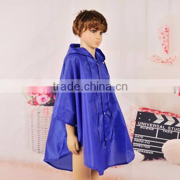 Wholesale 2017 new popular polyester waterproof super hero kids raincoats