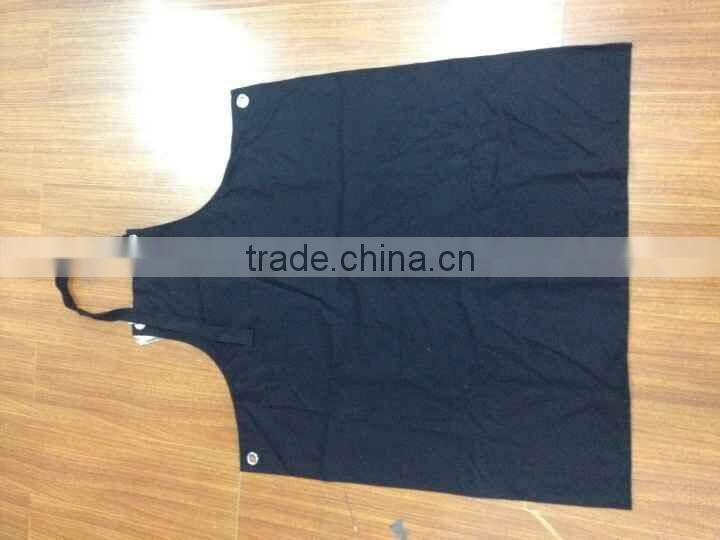 Black big apron with grommet and pocket