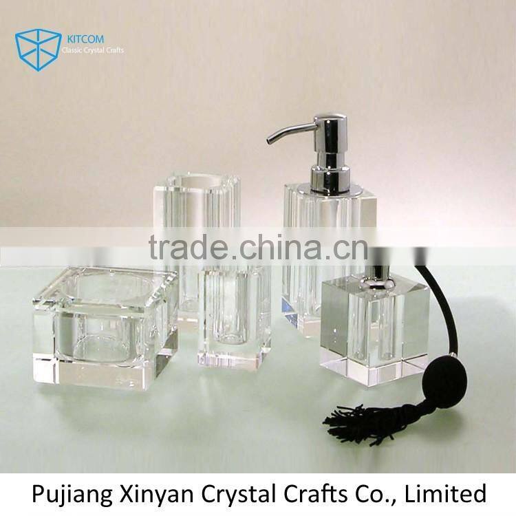 FACTORY DIRECTLY attractive style lead crystal perfume bottles on sale