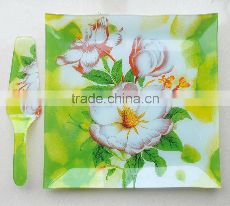Oval glass plate with flower decal printing