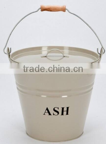 Ash Bucket with Lid