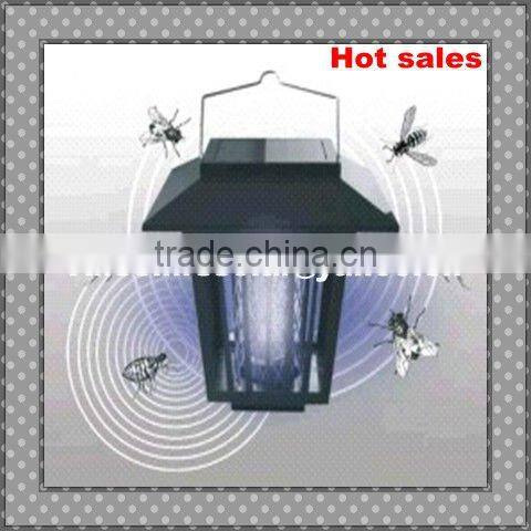 Outdoor solar lawn light