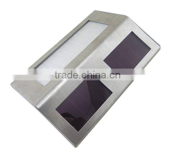 Waterproof light operated solar 2 led outdoor wall light