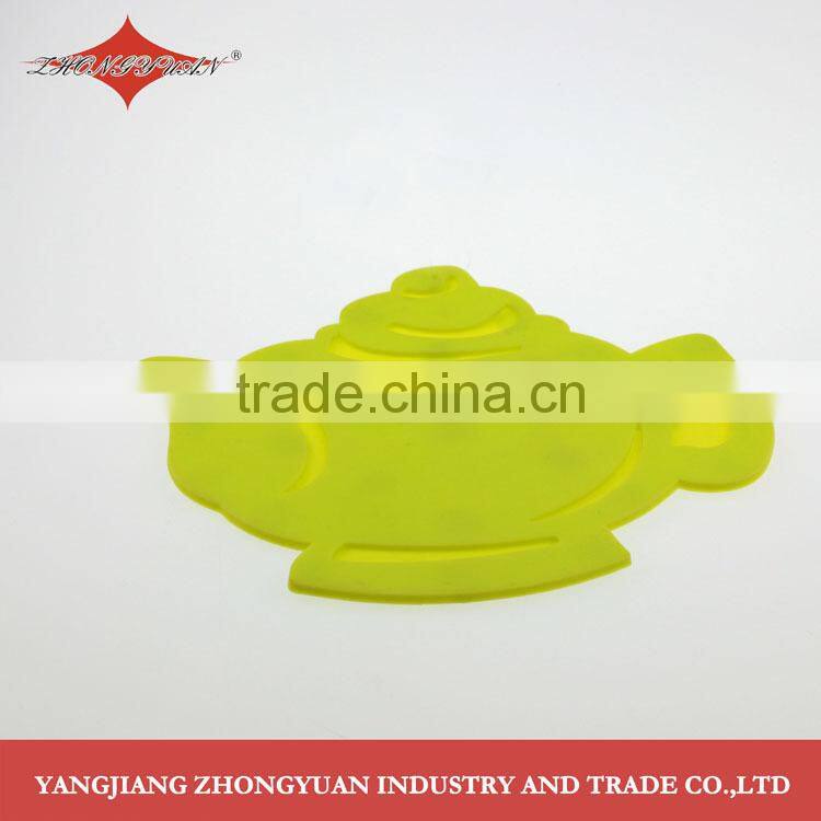Tea pot shaped silicone mat, kitchen pad