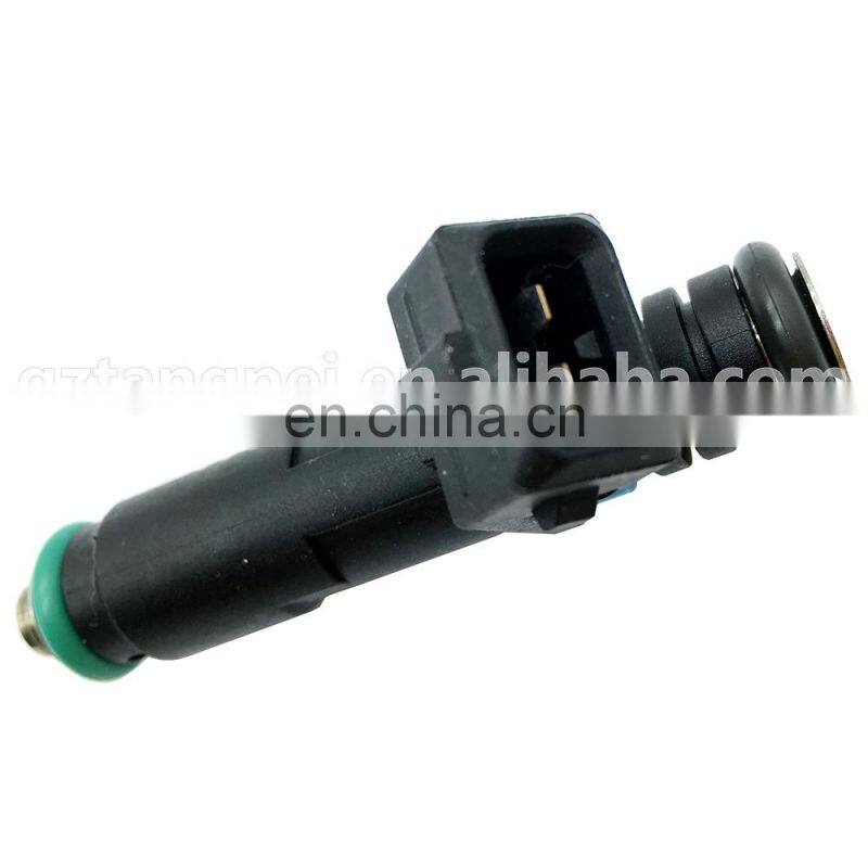 High Quality Auto Engine Spare Parts Fuel Injector Nozzle OEM 25186566