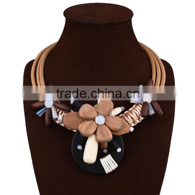 Summer New Arrival Wood Jewelry Wooden Bead Flowers Pendant Necklace