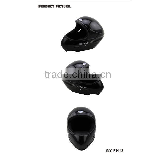Fiberglass safety helmet with innovative ventilation for paragliding