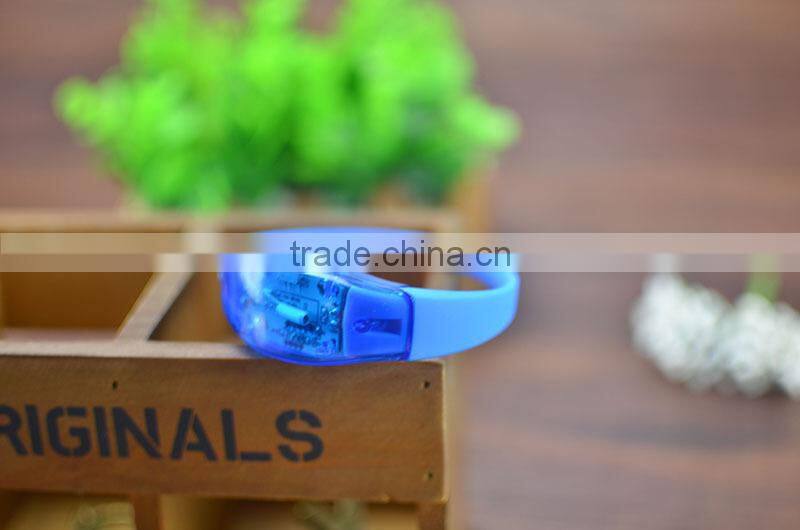 2015 factory price led flashing bracelet, remote controlled led bracelet, motion led lights bracelet