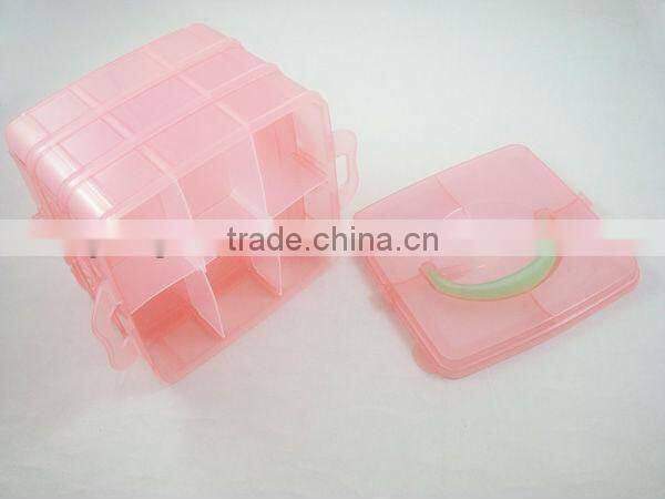 Plastic food storage container / Pet food container