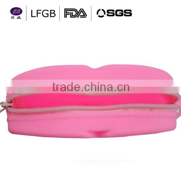 Fashionable and heart shape hot sale silicone change wallet