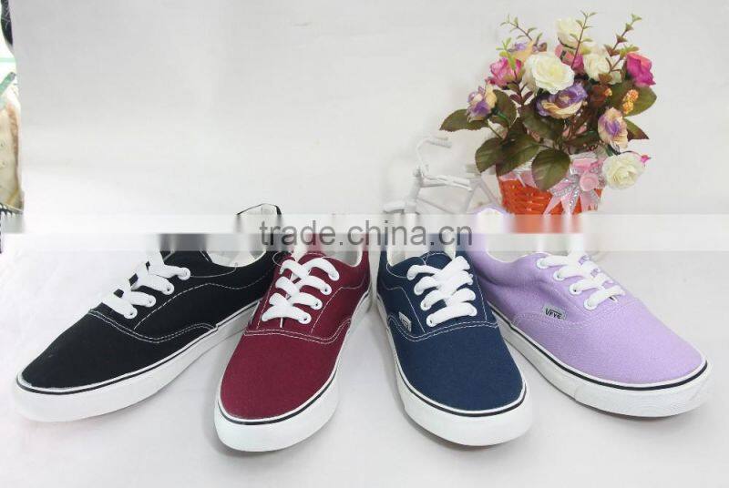 2016 Factory Direct Wholesale Cheap Fashion Style Vulcanized Canvas Shoes