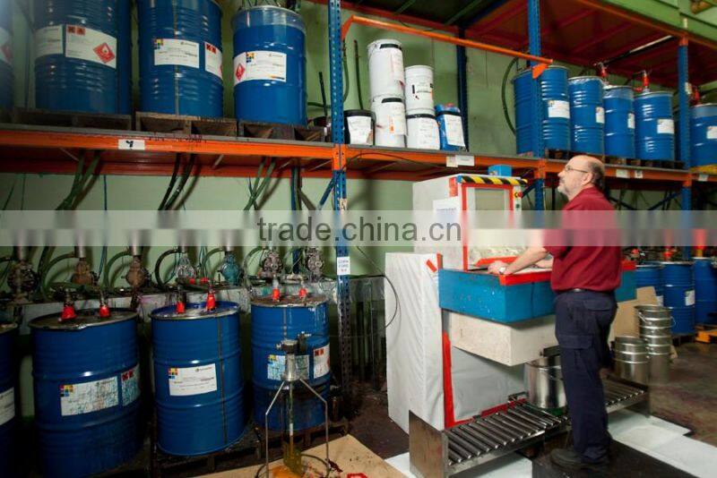 Simple stand up red kraft paper bags with white twisted handle