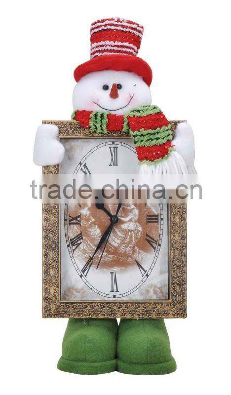 Wall clock with christmas design