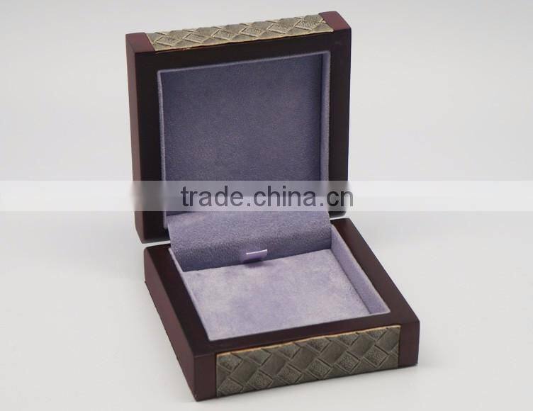 Luxury high quality wooden jewelry box with logo printed