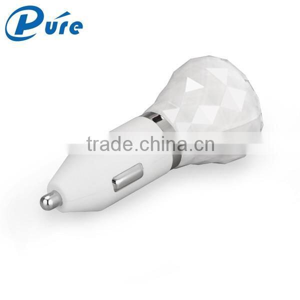 dual usb car charger with patent special design car charger for mobile phone made in China