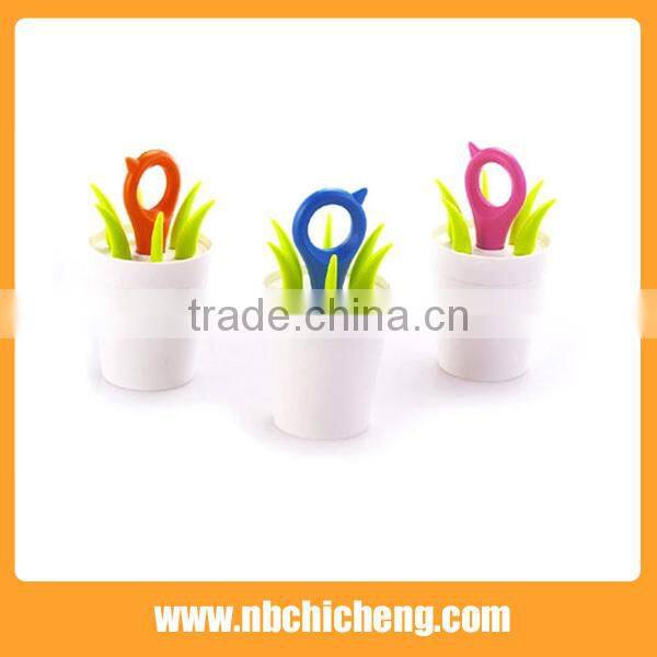high quality home use and travel plastic spoon,fork,fruit fork