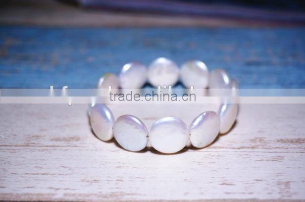 13-14mm white coin shape freshwater pearl bracelet