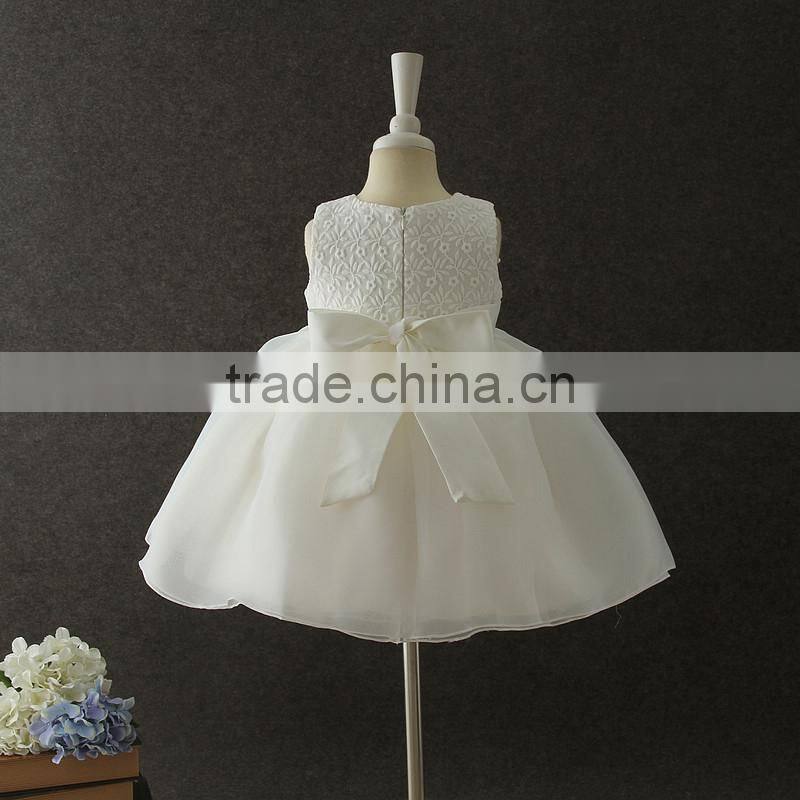 2017 New born baby clothes white first Communion dress Embroidery Flower baby cotton frocks designs 1 year baby girl dresses Hat