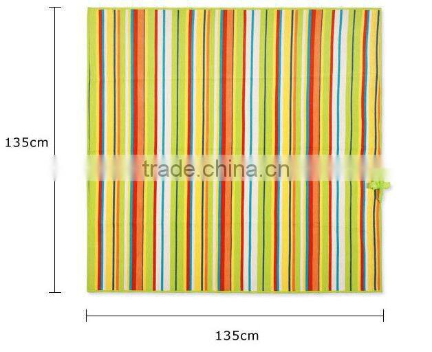 Machine washable light picnic blankets