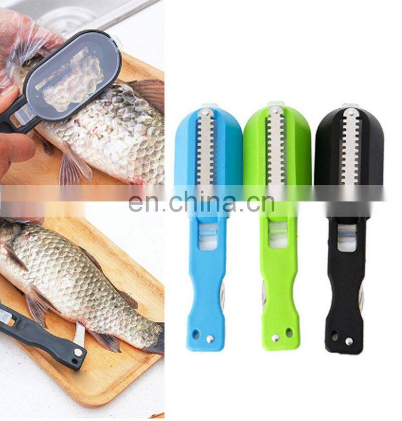 Plastic Fishing Scale Brush Built-in Fish Cutter Fish Skin Brush Scraping Fast Remove Fish Knife Cleaning Scaler Scraper