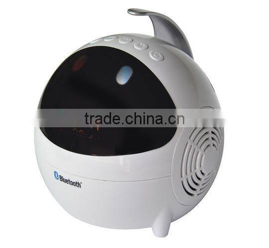 Portable wireless Cute robot mini bluetooth speaker subwoofer with radio fm
