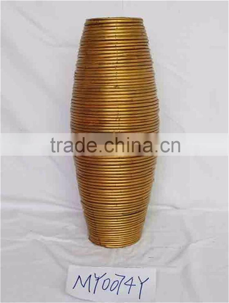 Handicraft cheap wicker vase for artificial flowers