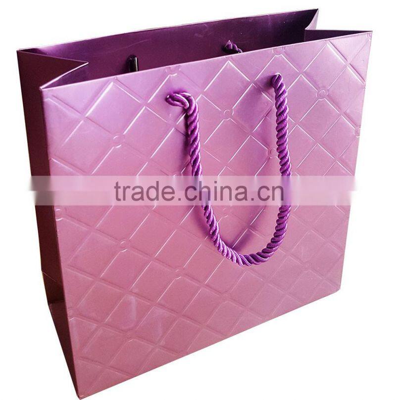 luxury high quality fashion paper shopping bag with embossing