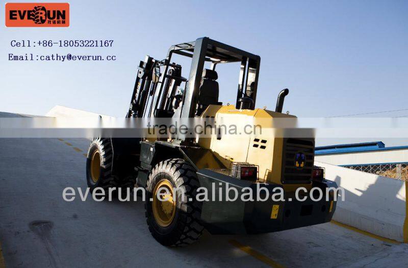 Everun 10T All Terrain Forklift / Articulated Four-Wheel Drive Forklift (ER10000)