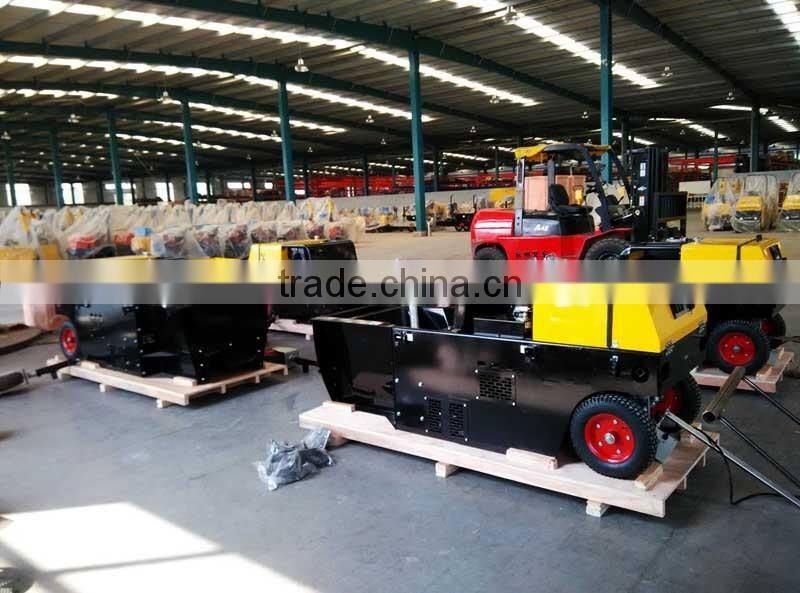 China Manufacturer Concrete Kerb Machine