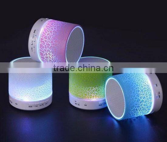 2016 Colorful Dazzle Light Crack Bluetooth Speaker Outdoor Portable Mini Bass Sound Box