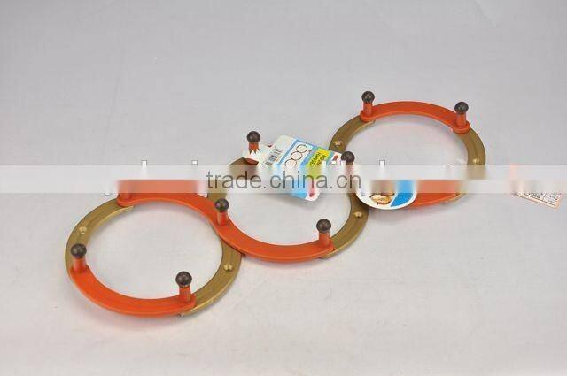 Retractable circular plastic hook