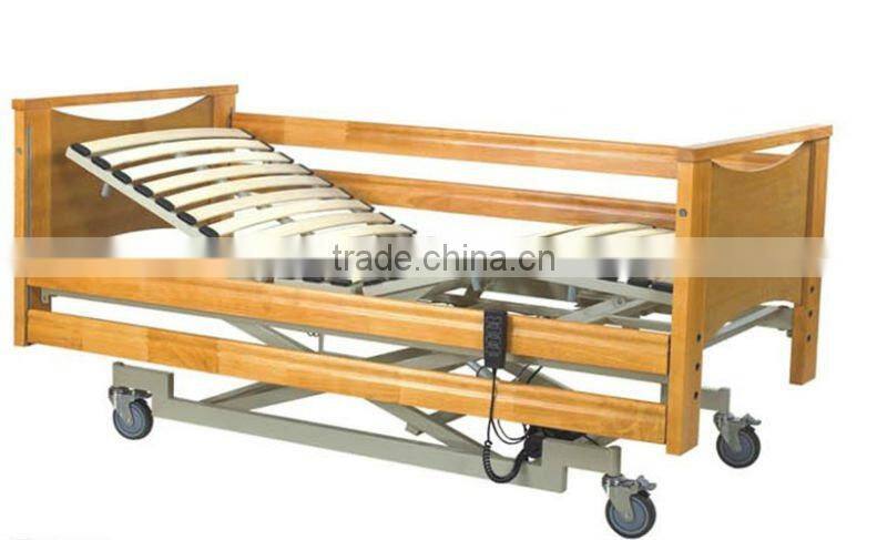 Hospital Beds2'' Pedal locking castors Electric Wooden hospital bed furniture THB3232WM