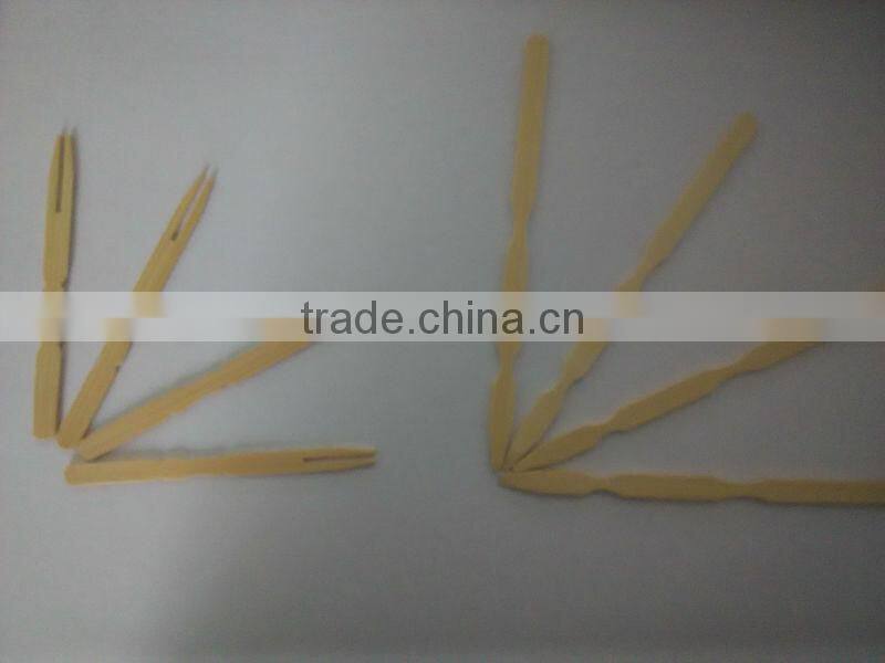 Ice cream is convenient and practical bamboo fork