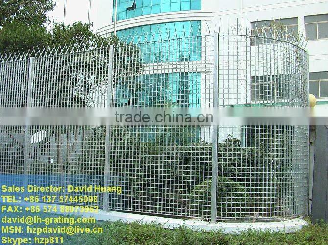 galvanized forge welded steel grating fence