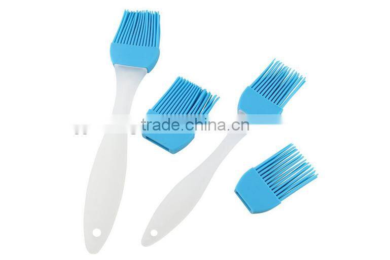 Hot Sale FDA and LFGB 100% Food grade Silicone Basting Pastry & Bbq Brushes Heat Resistant Kitchen Utensils