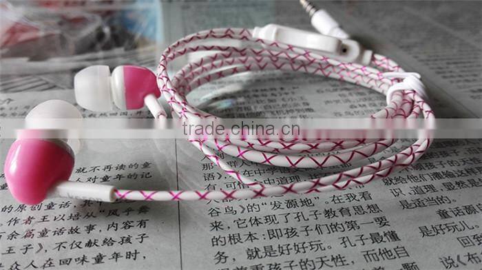 Universal in Ear Headphones High Quality OEM Earphone 3.5mm Earbuds For Mobile Phone