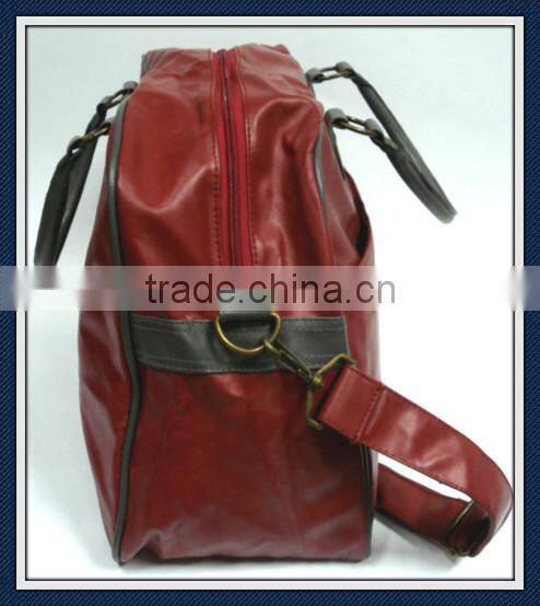 Leather weekend bag travel bag