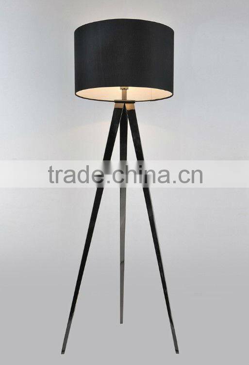 Modern black /white standing floor lamps /Unique floor light/decorative tripod floor lamp