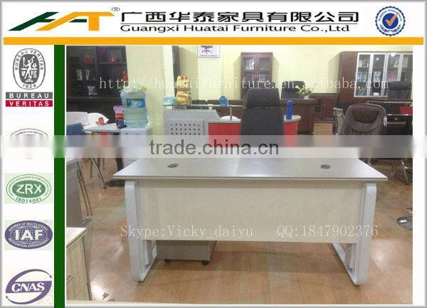 High-end Fashion Office Desk Unique Metal Head Table Furniture