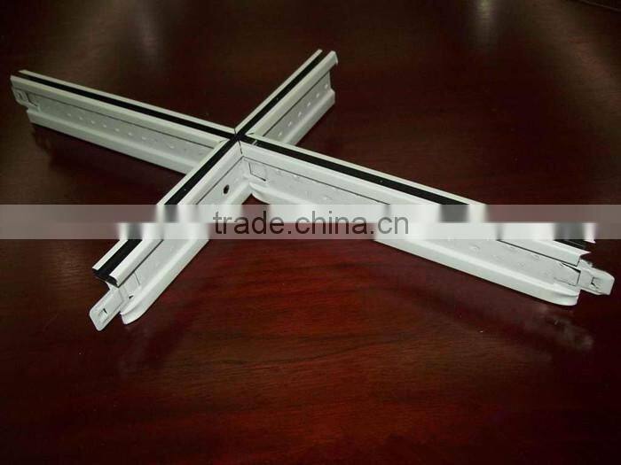 Main tee roll forming machine