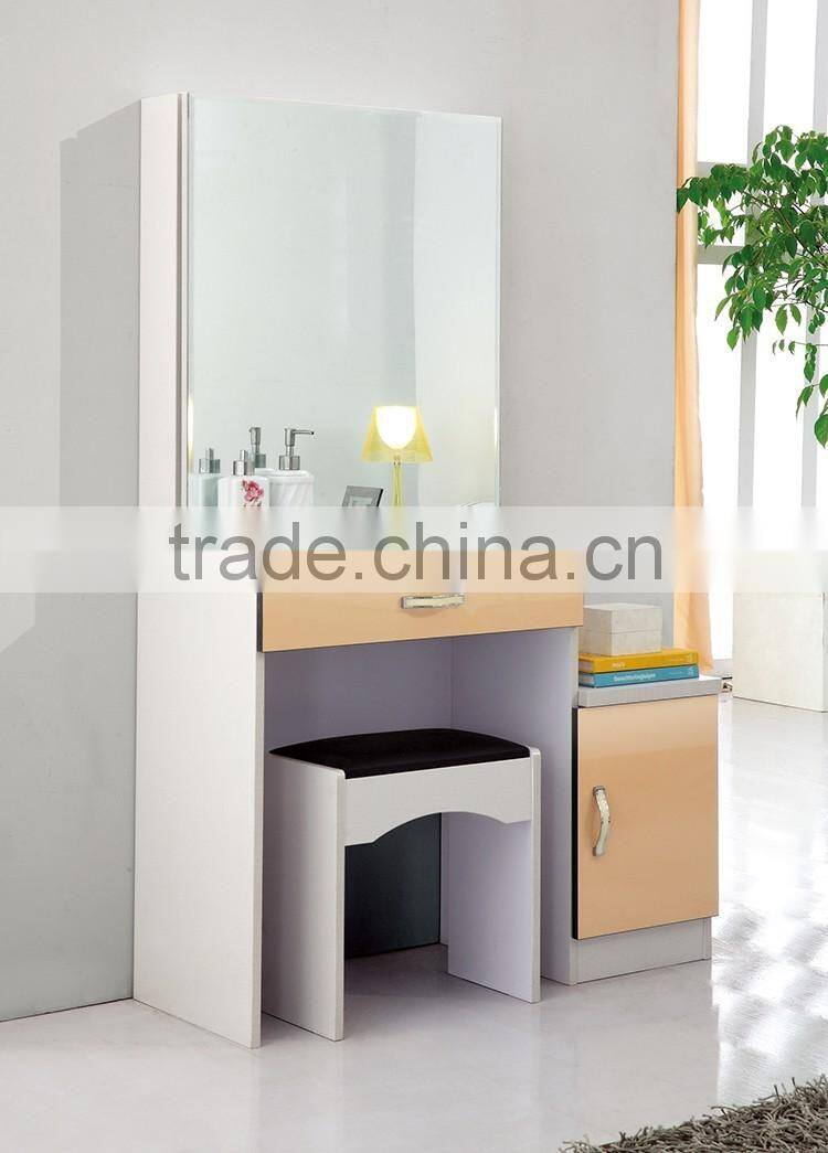 Simple wooden mirrored dressing table/dresser with drawers and stool for bedroom furniture