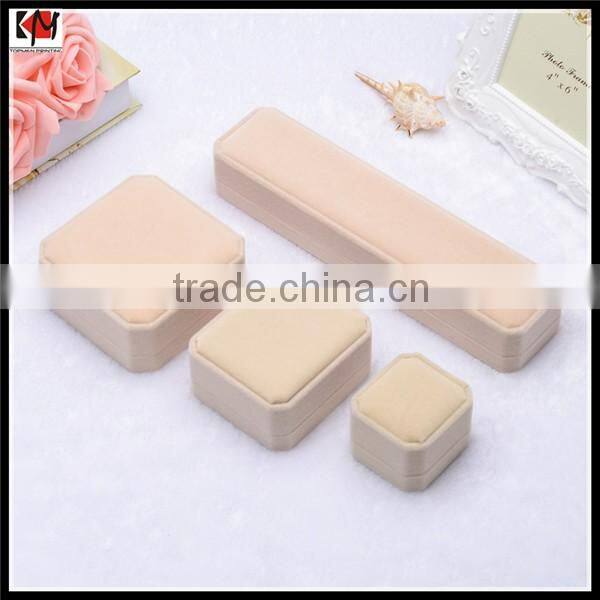 Custom Jewelry Box Luxury Velvet Jewelry Box