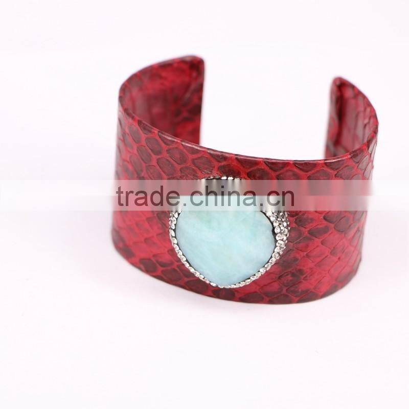 Natural Shell Amazon Agate Bangle Pave Crystal Genuine Leather 40mm Big Bangle Cuff Multi Color Snakeskin Fashion Jewelry