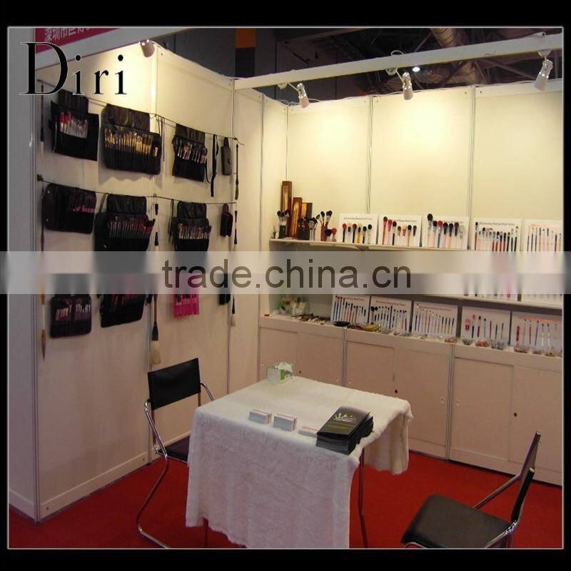 Best glitter goat hair powder brush for loose powder